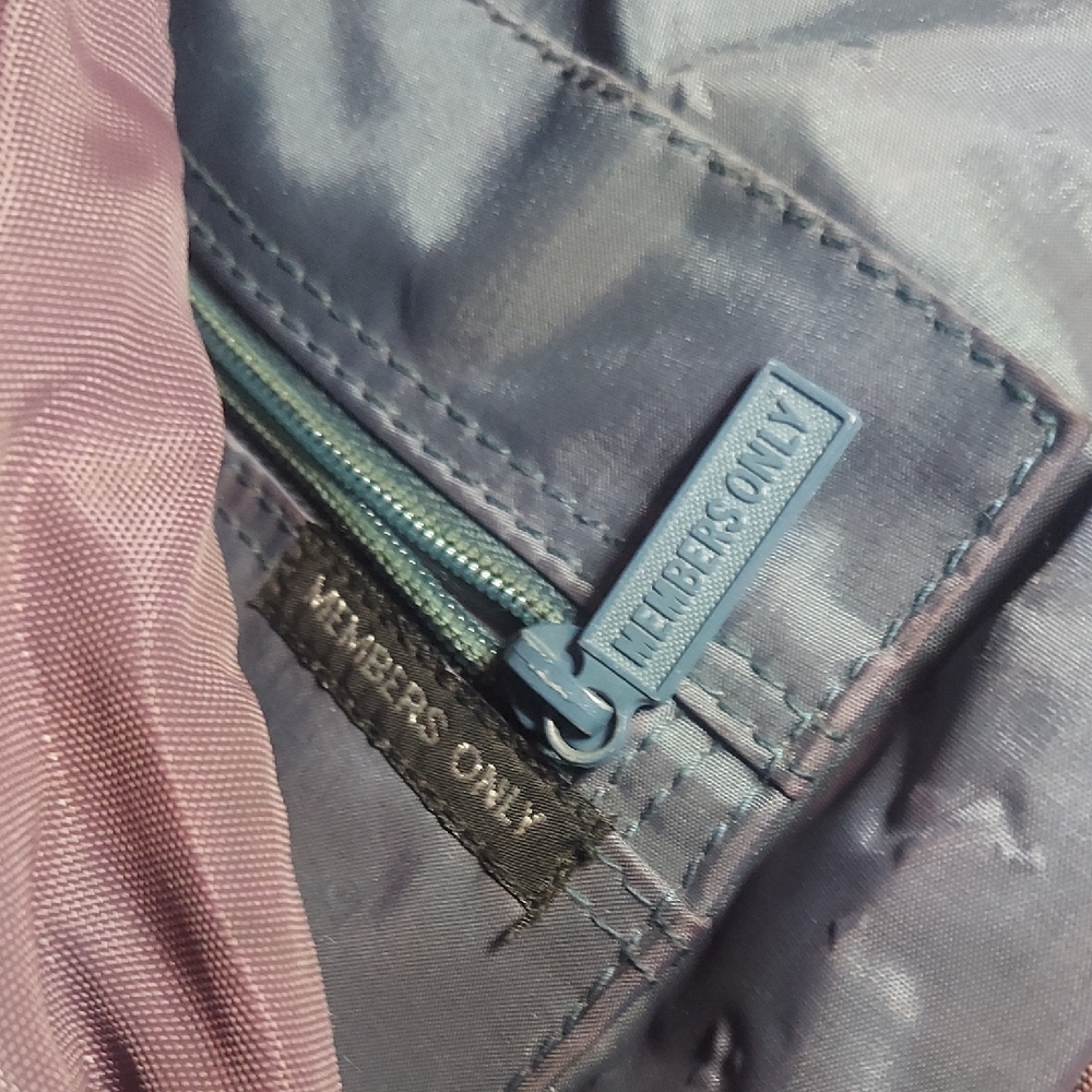 Unreal So Retro 1980s Grail! Iridescent Purple LARGE  Luggage - Members Only